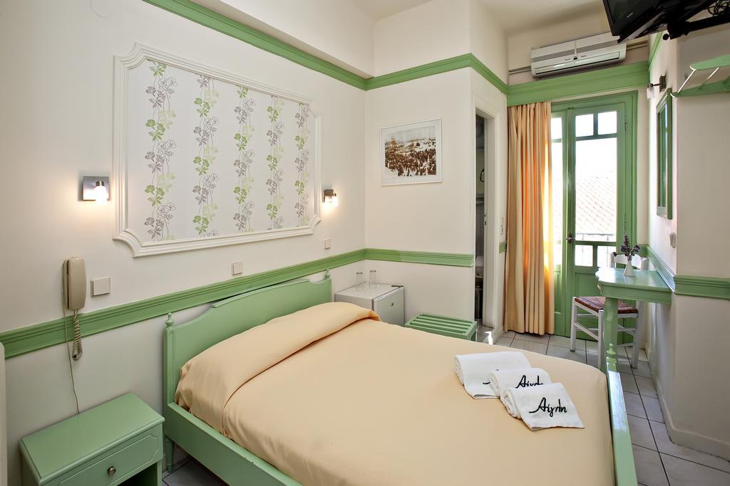Hotel Aegli 1876 Tínos